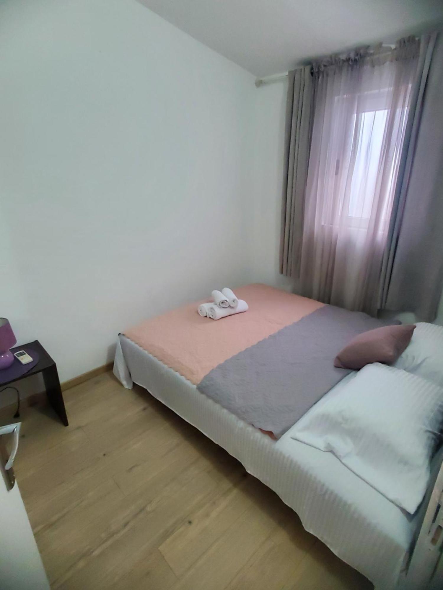Apartmani Liki Ulcinj Habitación foto